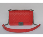 2015 Chanel Boy Flap Shoulder Bag Caviar Leather A67086 Red A67086