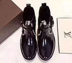 2016 Louis vitton women Boots in Patent leather with rivet SW0412