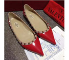 2016 Valentino women Flat shoes in patent leather with Rivet VN0086