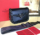 2017 Valentino GUITAR ROCKSTUD ROLLING CROSS SMALL BAG 0936M 0936M