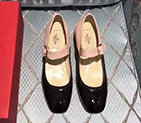 2017 Valentino women shoes in Patent leather VN0381
