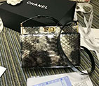 2018 Chanel clutch A57388