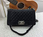 2018 Le Boy Chanel Flap Shoulder Bag A67086