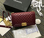 2018 Le Boy Chanel Flap Shoulder Bag A67086