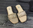 2018 Valentino women Slippers with rivet VN0496