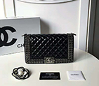 2019 Le Boy Chanel Flap Shoulder Bag A67086
