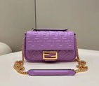 2022 Fendi Chain Midi 8533A