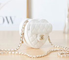 2022 chanel Heart Clutch With Chain AP2784