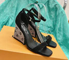 2023 Louis vitton women shoes SW1053