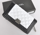 Boy Chanel A360 White Matelasse Zip Around Wallet A360