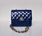 Chanel A67116 Classic mini Flap Bag Patent leather Blue in Gold A67116