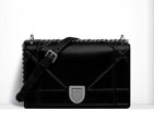 Diorama flap bag in black lambskin M0422RNAG M989