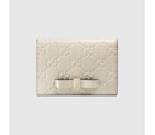 Gucci Bow Gucci Signature train pass case 388684 CWC1G 9022 388684
