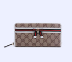 zip around wallet with bow and interlocking G detail 257003 FFKPG 1256