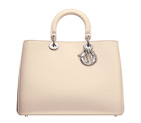 Smooth pinky beige leather 'Diorissimo' bag M0901PVPU M158