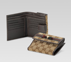 flap french wallet with bow and interlocking G detail 256997 FFKPG 9791